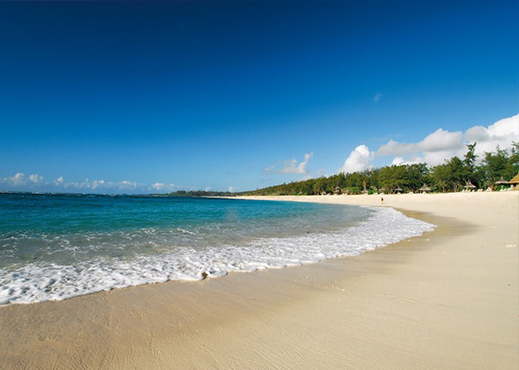 blue bay beach mauritius